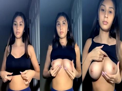 Bokep Indo ABG Toket Bulat Mulus