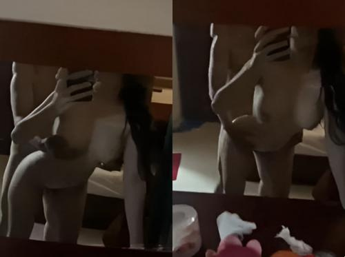 Silakan bercinta denganku supaya aku bisa memfilmkannya untukmu